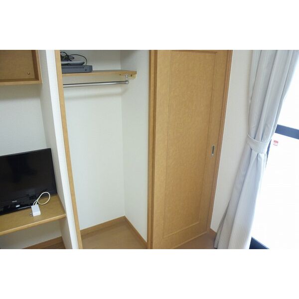 レオパレスIMAGOIIIの室内写真4枚目