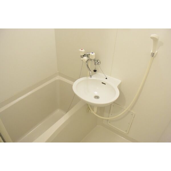 レオパレスIMAGOIIIの室内写真7枚目