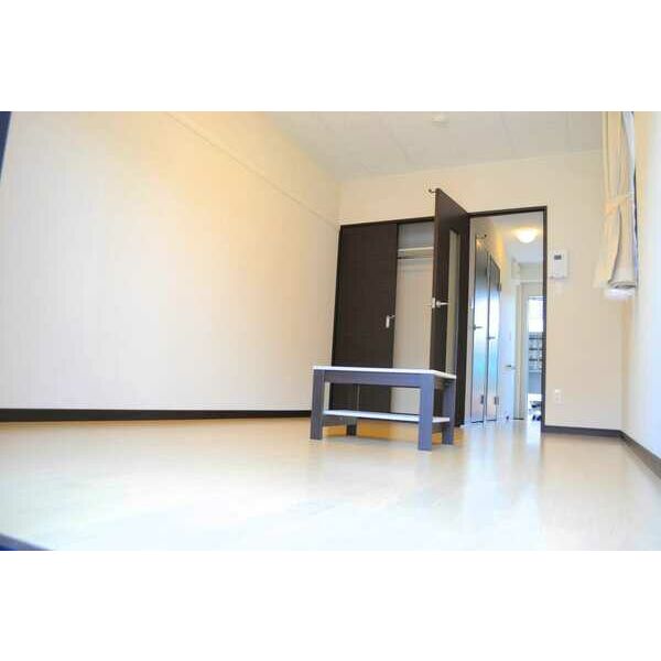 レオネクスト江坂ハイツの室内写真5枚目