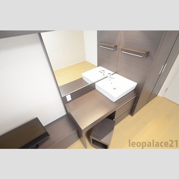 レオネクストエスプリの室内写真3枚目