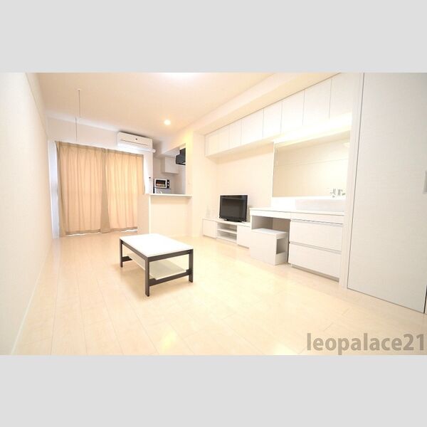 レオネクストエスプリの室内写真6枚目