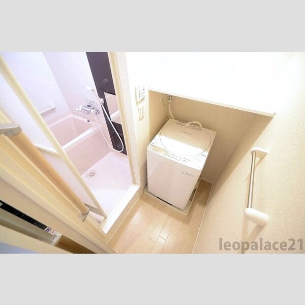 レオネクストエスプリの室内写真9枚目