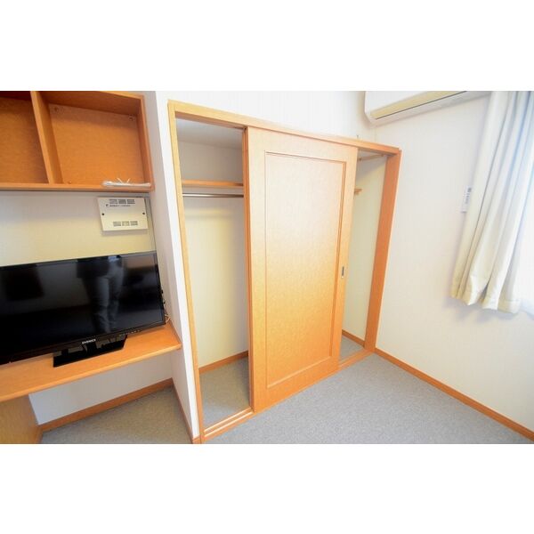 レオパレスパーシモン 辻子の室内写真4枚目