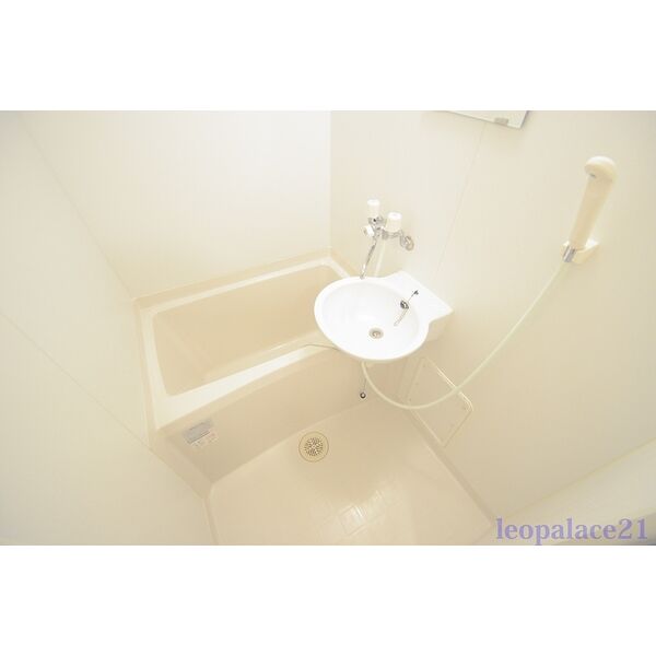 レオパレスTN壱番館の室内写真7枚目