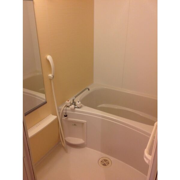 レオパレス別所新町LA1の室内写真7枚目