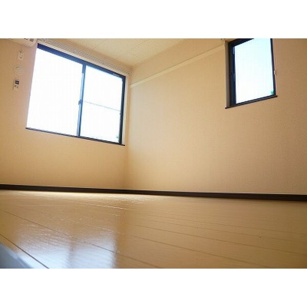 レオネクストサンモール畷の室内写真4枚目