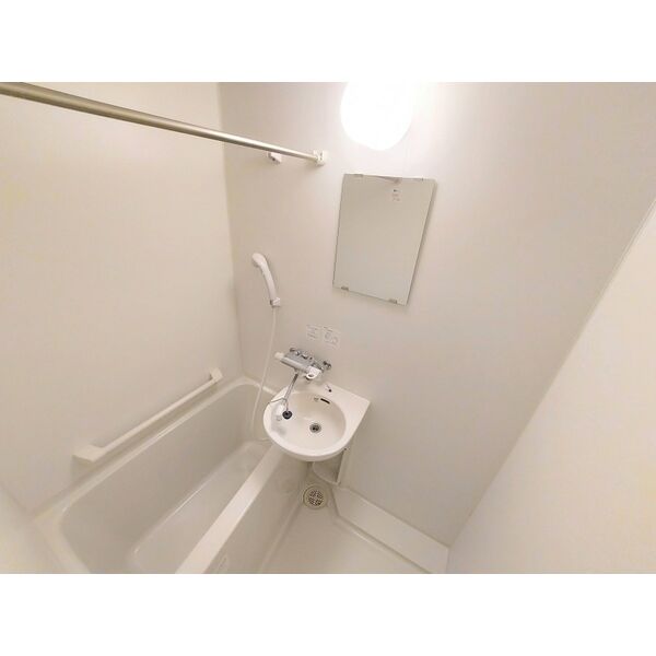 レオネクストCarpeDiemの室内写真9枚目