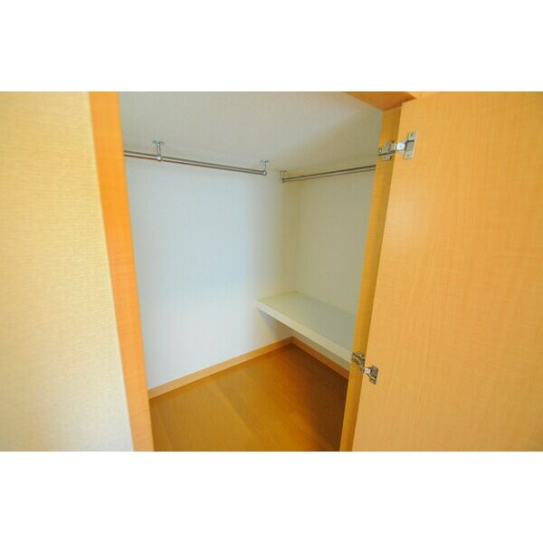 レオネクストオワゾーの室内写真8枚目