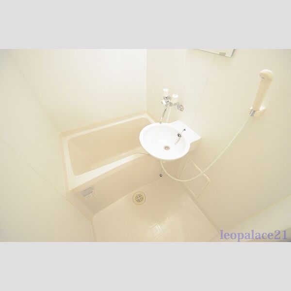 レオパレスウィニング ロードの室内写真10枚目