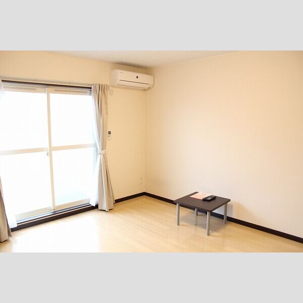 レオネクストアウリィの室内写真4枚目