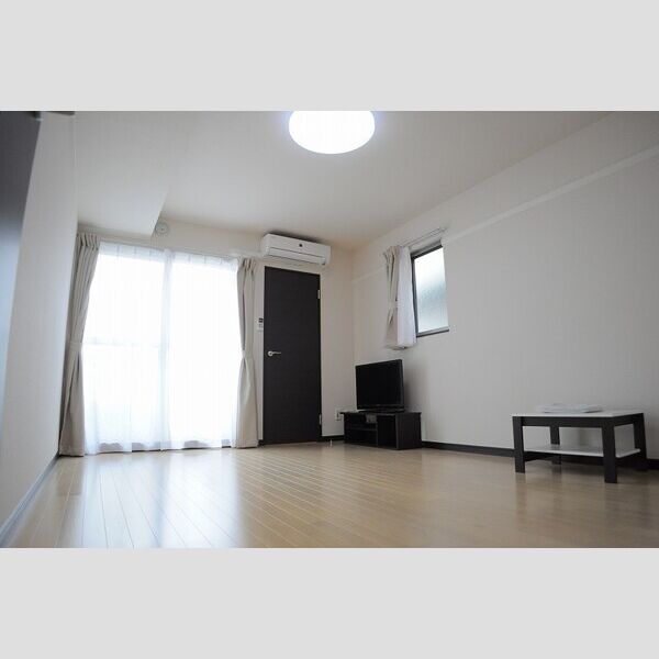 レオネクストカーサの室内写真3枚目