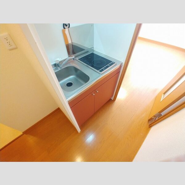 レオパレスイルクオーレの室内写真5枚目