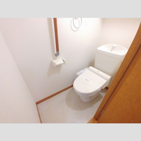 レオパレスイルクオーレの室内写真6枚目