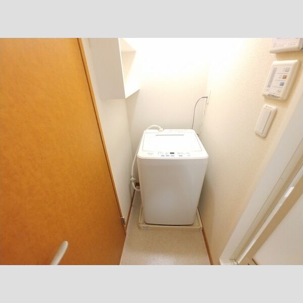 レオパレスイルクオーレの室内写真8枚目