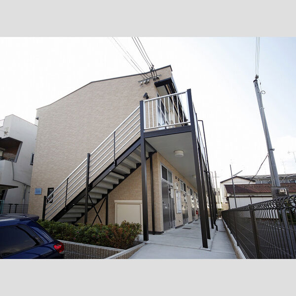 レオパレスエスポア六番町