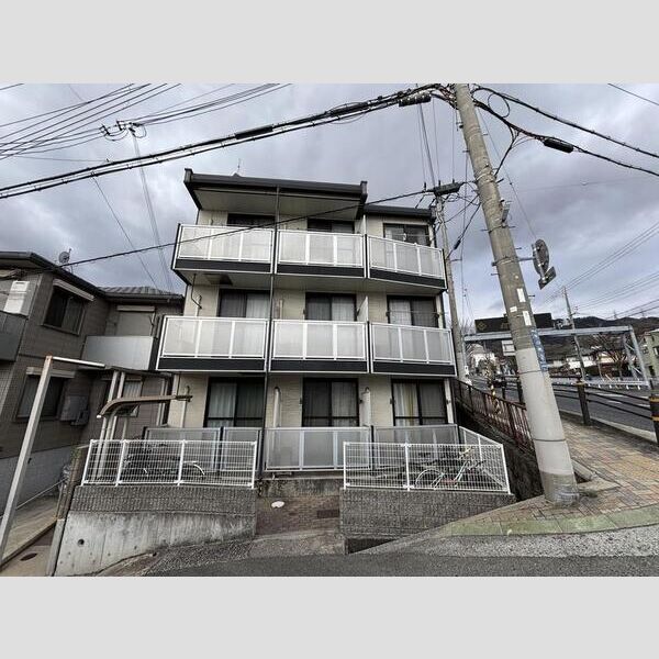 レオパレスルーエ六甲