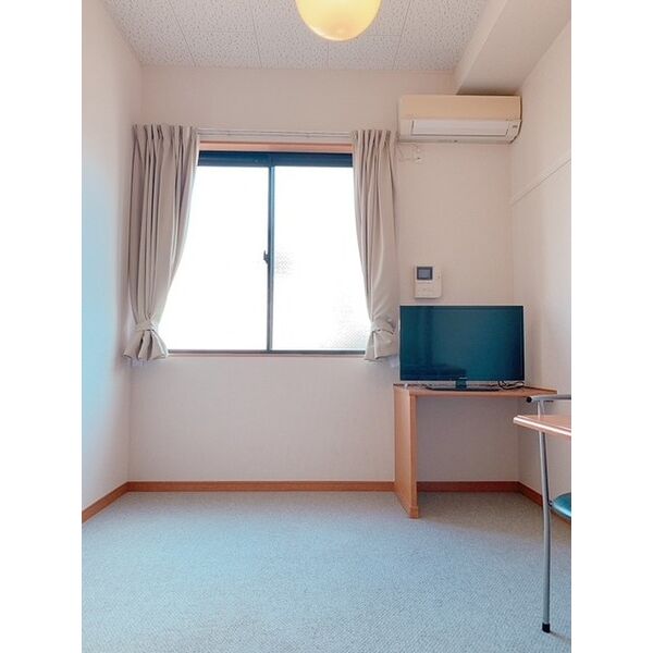 レオパレスCOCOの室内写真3枚目