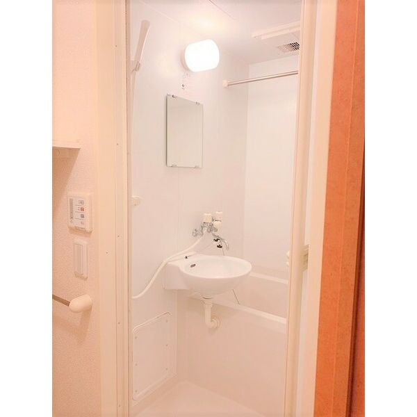 レオパレスCOCOの室内写真5枚目