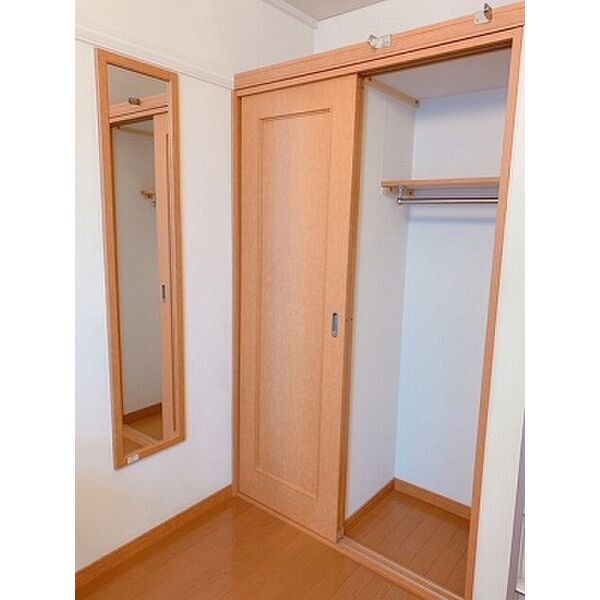 レオパレスシェ モアIIの室内写真7枚目