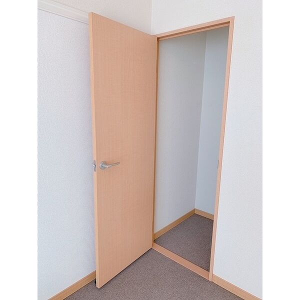 レオパレスデイジーヴィラの室内写真7枚目