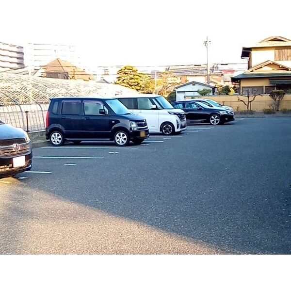 レオパレスNISHIITAMIの室内写真9枚目