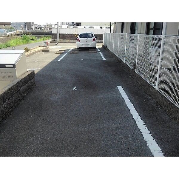 レオパレス辻九第三の室内写真8枚目