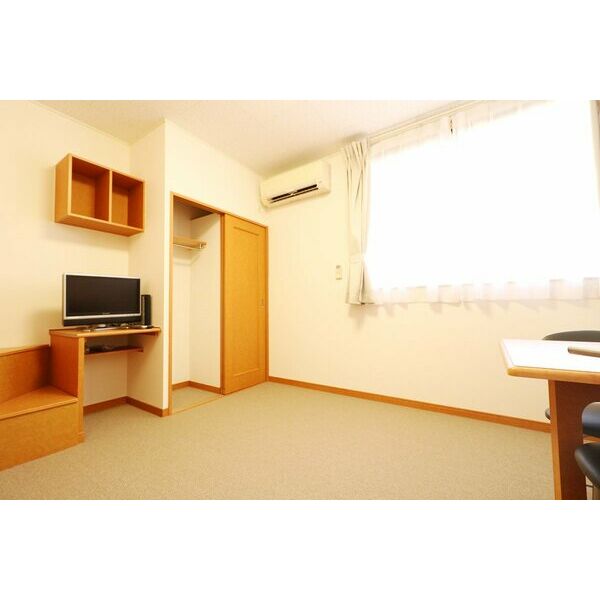 レオパレスヴィラージュ長洲の室内写真8枚目