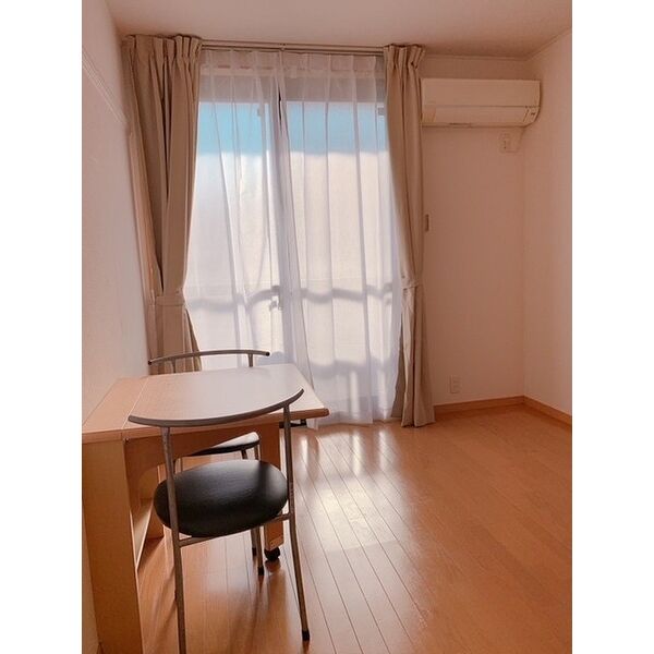 レオパレス高尾IIIの室内写真6枚目