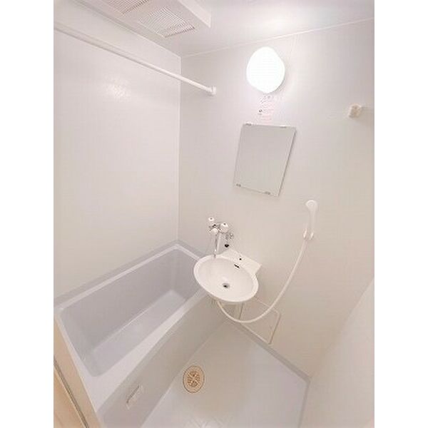 レオパレス曙の室内写真4枚目