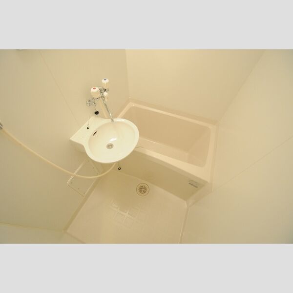 レオパレスビロージュ中山手の室内写真8枚目