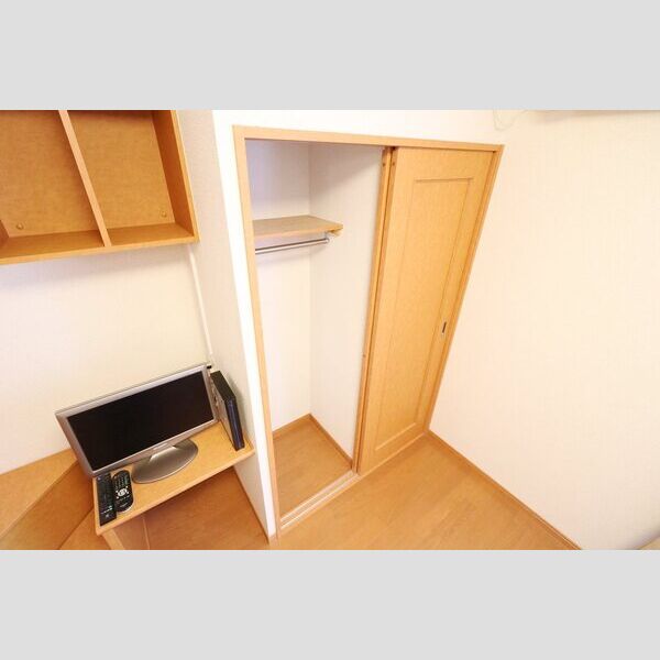 レオパレスビロージュ中山手の室内写真13枚目