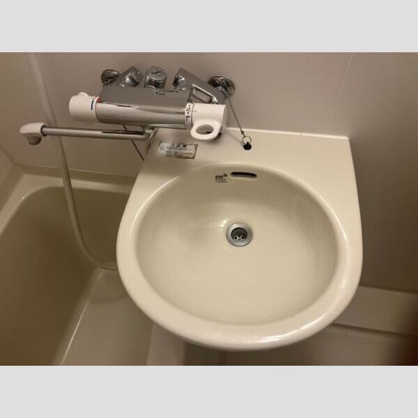 レオパレスEmirates住吉の室内写真9枚目