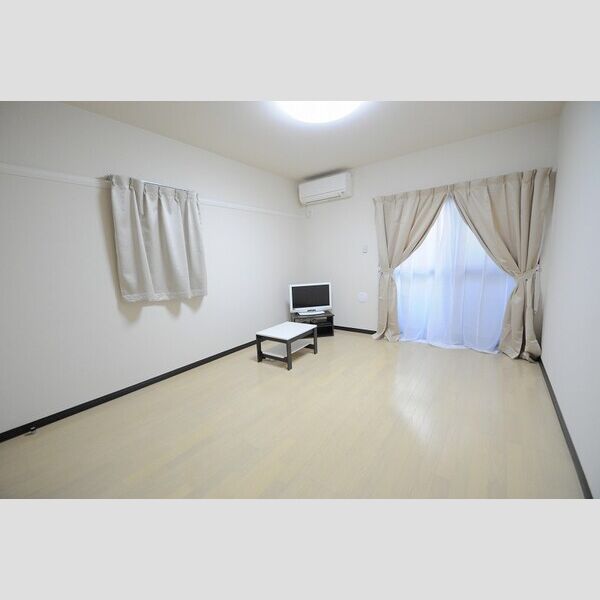 レオネクストアンビエントIIの室内写真4枚目