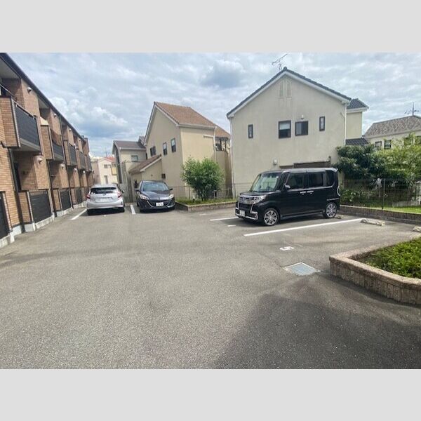 レオネクスト多田新田の室内写真3枚目