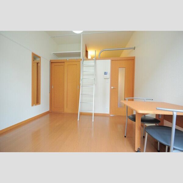 レオパレスエスポア六番町の室内写真5枚目