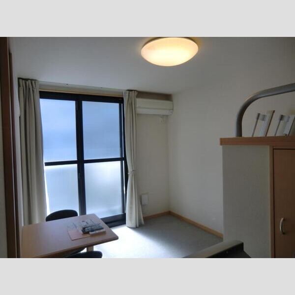 レオパレス阪急塚口の室内写真4枚目