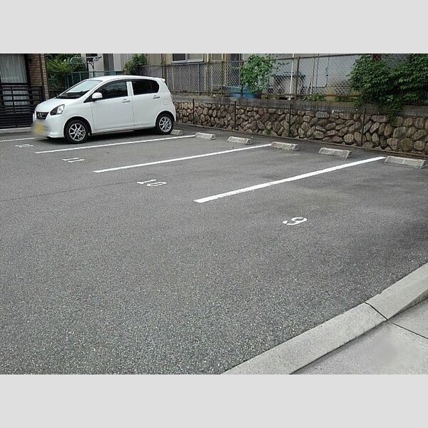 レオネクストうねのの室内写真9枚目