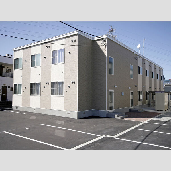 レオパレスソレイユ北野 画像1