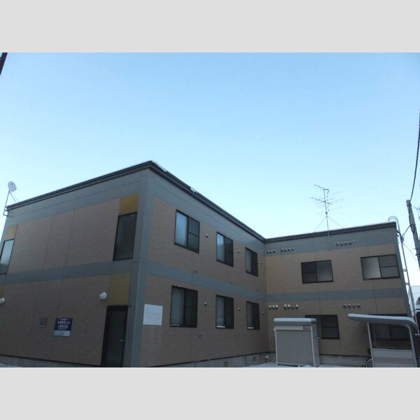 レオパレスメルヴェユー山鼻 画像1
