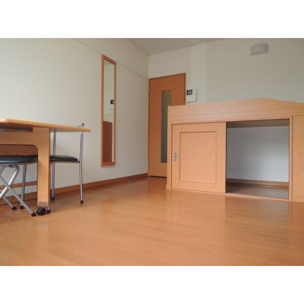 レオパレスメルヴェユー山鼻 画像6
