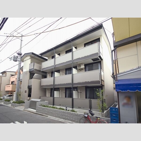 レオパレスコーポ西新道バザール