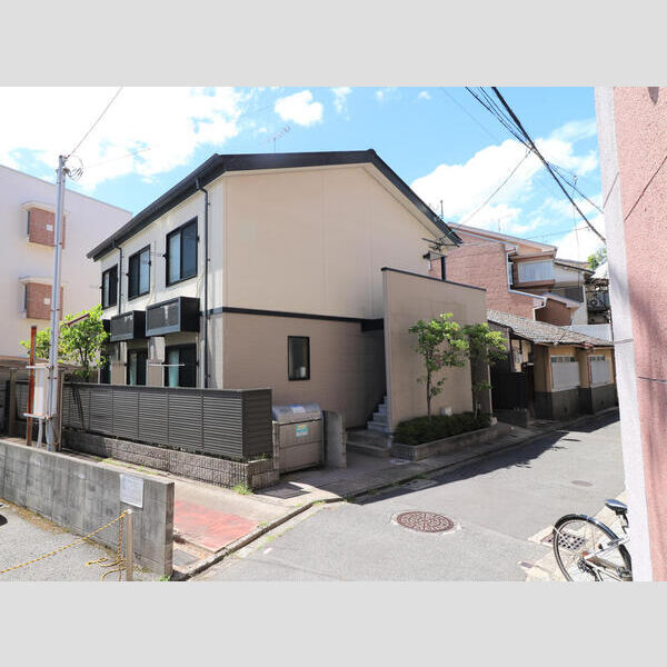 レオパレス里ノ前