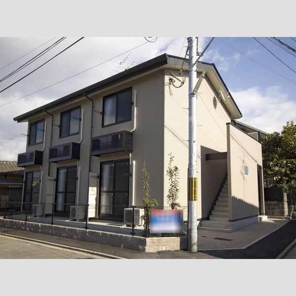 レオパレス極楽寺