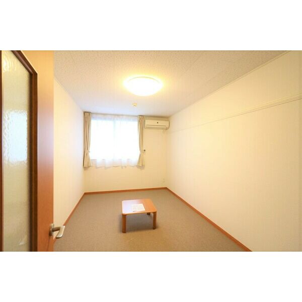 レオパレス田中殿の室内写真9枚目