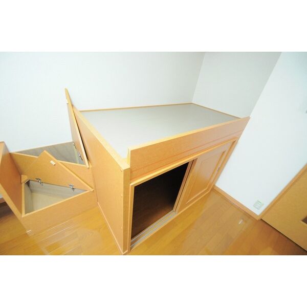 レオパレスウエストIの室内写真8枚目