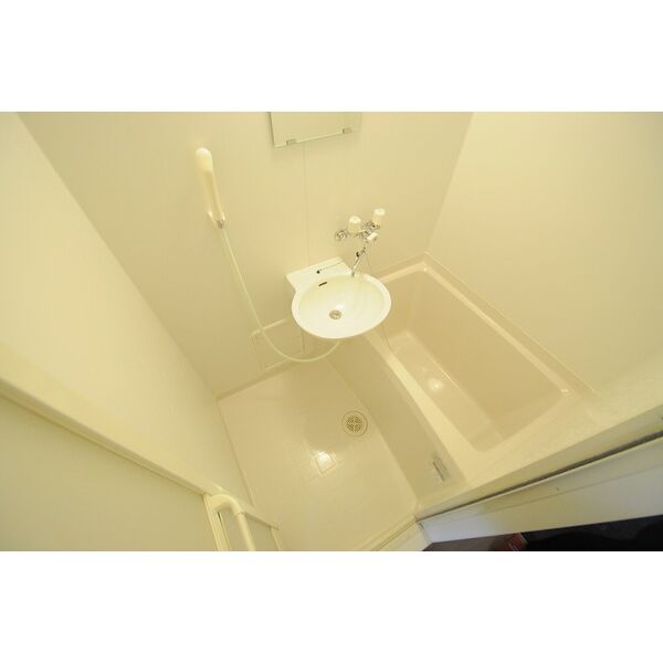 レオパレスALTAVの室内写真7枚目