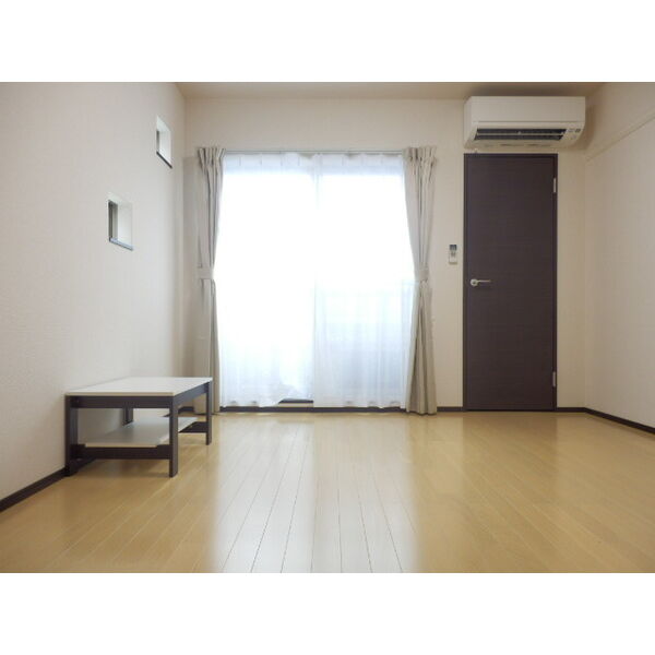 クレイノセディ今里の室内写真3枚目