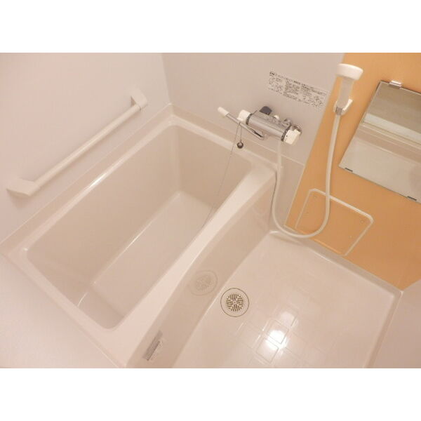 クレイノセディ今里の室内写真7枚目