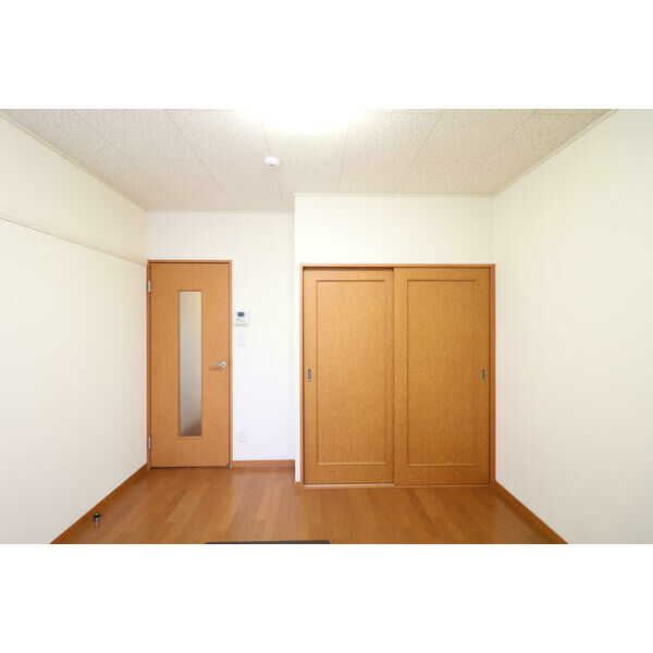 レオパレスイマクマノヒルズの室内写真3枚目