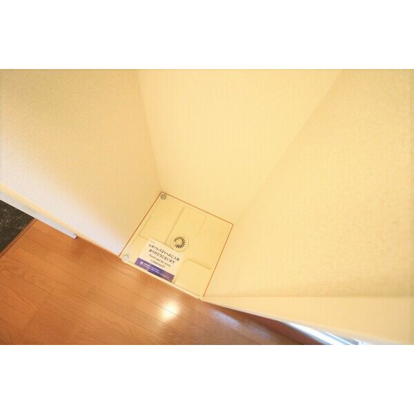 レオパレス吉川の室内写真8枚目